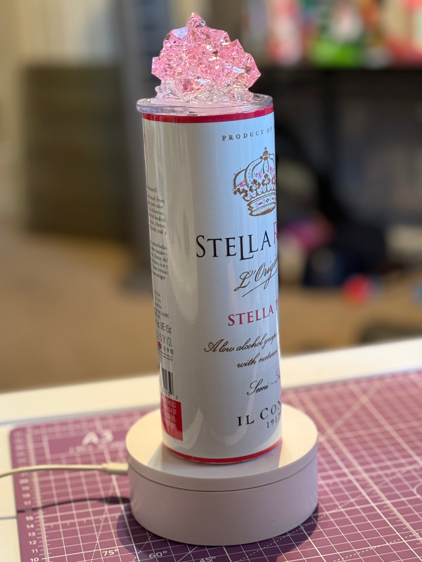 Stella Rose pink w/3D tumbler topper