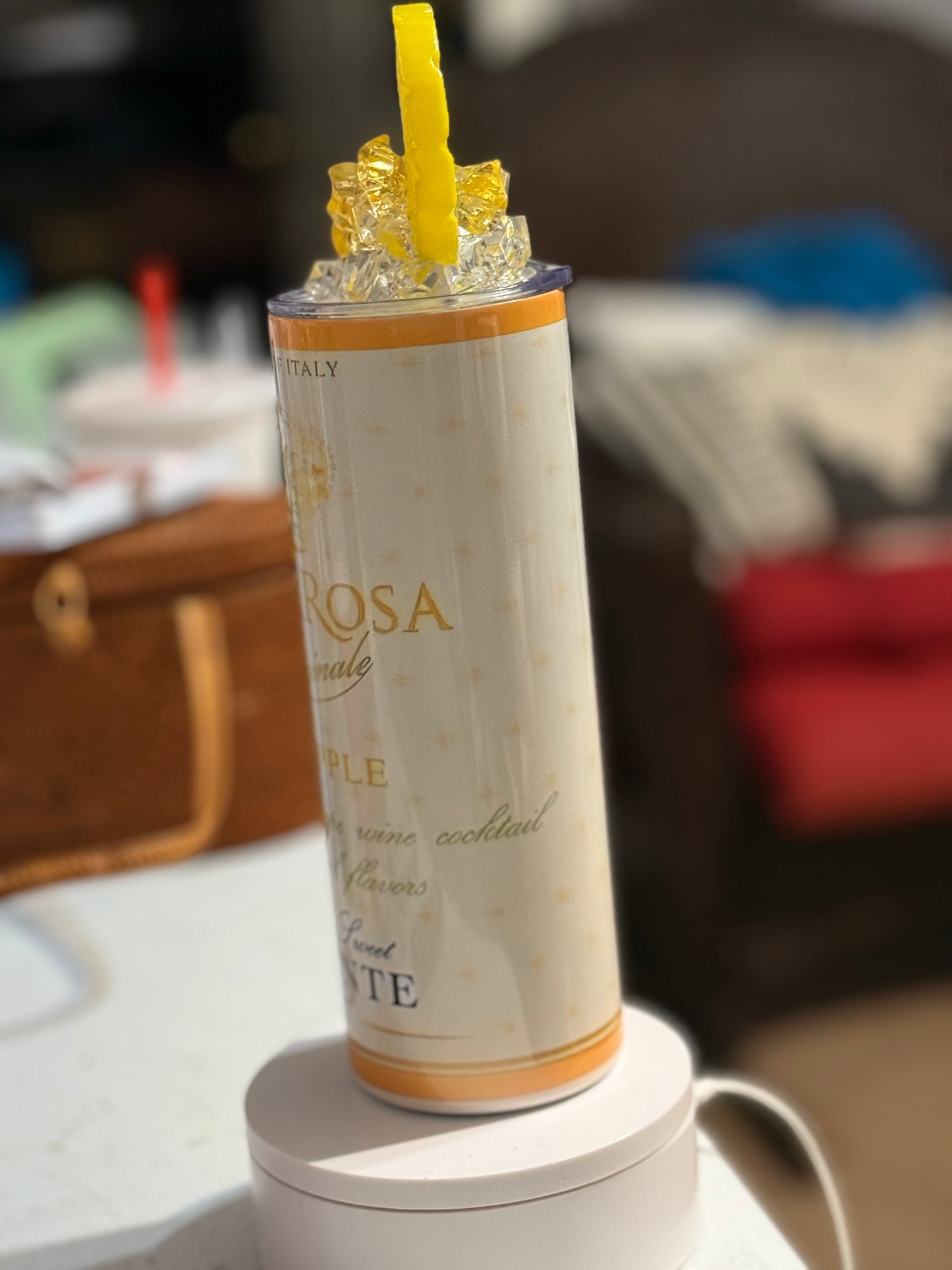 Stella Rosa Pineapple 20oz tumbler w/3D topper